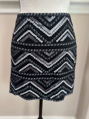 Express Black Silver Chevron Sequin Mini Skirt Size Large